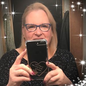 Meet your Posher, Brenda